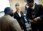 Bedrag? Rachel Dolezal, der står i spidsen for en organisation, der kæmper for sortes rettigheder, hævder, at hun er delvist afro-amerikaner. Men det er løgn, siger hendes forældre. Sagen skaber overskrifter i de amerikanske medier. 