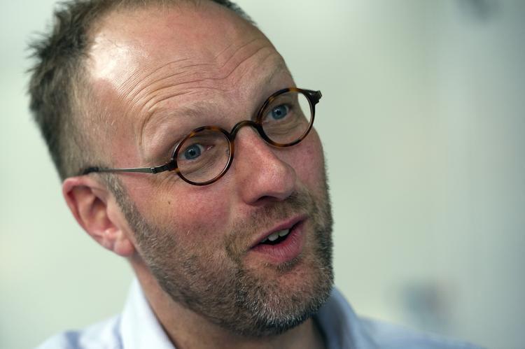 antiplastisk. Lego med Jørgen Vig Knudstorp i direktørstolen har i det besluttet at speede jagten på alternativer til plastik op. En milliard kroner skal investerers i projektet. 