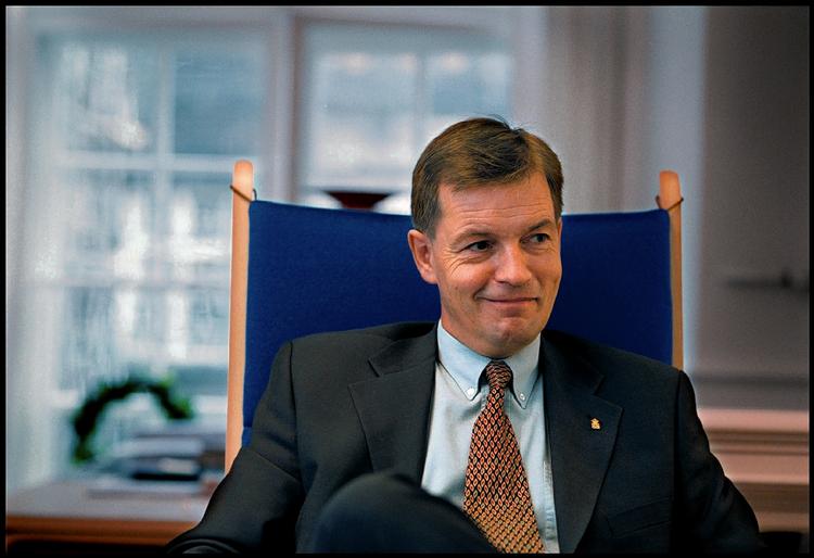 Interessekonflikt. Bendt Bendtsen (K) arbejder meget i det private erhvervsliv, men han mener ikke, at det påvirker hans politiske arbejde negativt. 