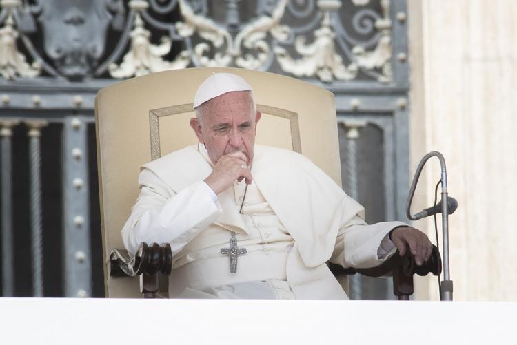 Opråb. Pave Frans er bekymret for klodens og klimaets tilstand og udsendte i går en erklæring, der i stærke vendinger opfordrer til at redde klimaet og gøre op med uligheden. 