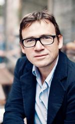 Nemt. David Nicholls er en dygtig forfatter, men han måtte gerne bruge evnerne til at udfordre sig selv lidt mere. 