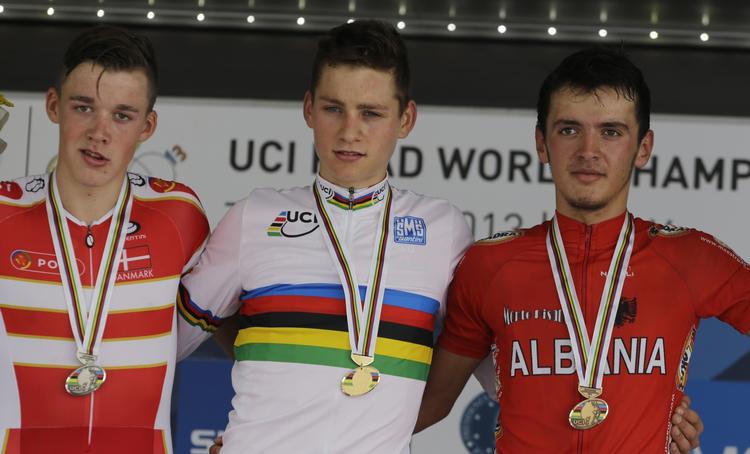 markant. Den 19-årige sølvvinder fra junior VM i 2013, Mads Pedersen (tv), var i udbrud en stor del af dagen i Route du Sud, hvor danskeren viste fine angrebstakter. 