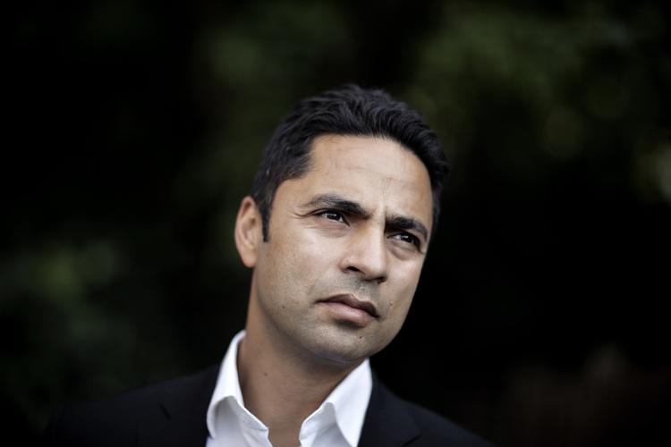 Stop. »Jeg kan ikke forestille mig et liv i politik igen. Lige nu kan jeg simpelthen ikke forestille mig det. Jeg har så meget lyst til at prøve noget nyt«, siger Manu Sareen. 