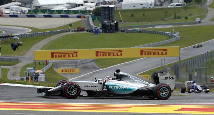 Hurtigst. Lewis Hamilton kører som en verdensmester, og han har en god chance for at vinde i Østrig søndag. 