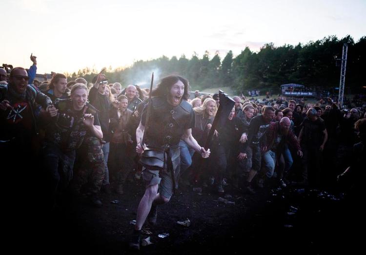 Metal. Koncert med bandet Ghost på festivalen Copenhell på Amager i København. 