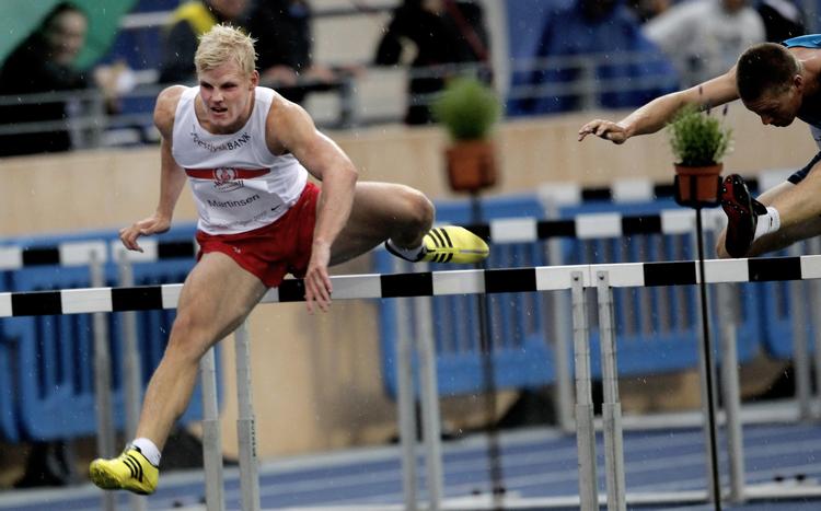 HÆKKELØB. Tre hundrededele sekund skilte Andreas Martinsen i at sætte dansk rekord i 110 meter hækkeløb. 