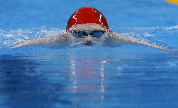 SVØMNING. Så er svømmerne også kommet i aktion i Baku, hvor briten Luke Davies brød overfladen i 200 meter brystsvømning. 