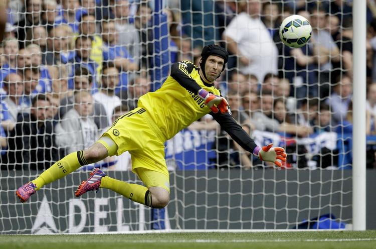 skifte. Petr Cech foretager efter 11 år hos Chelsea et svært skifte på tværs af byen til lokalrivalerne fra Arsenal. 
