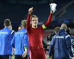 12-TAL. Der er topkarakter til den danske anfører Jannik Vestergaard efter sejren over Serbien. 
