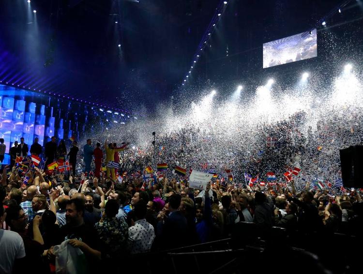 Kiks. Eurovision Song Contest endte med at være en fest, som kostede 310 millioner kroner. 
