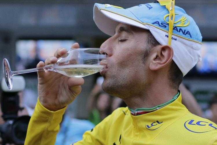 Mesteren. Nibali grundlagde sin sejr i 2014 på brostensetaper tidligt i løbet. 