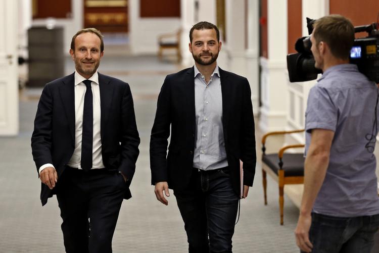 Leder. De radikales politiske leder Morten Østergaard møder modstand og opfordring til selvransagelse fra profilen Ole Dall i et brev til medlemmerne af partiets hovedbestyrelse. 