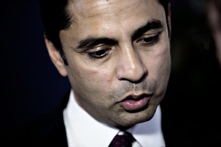 farvel. Manu Sareen (R), Özlem Cekic, Fatma Øktem og Nadeem Farooq kom ikke i Folketinget. 