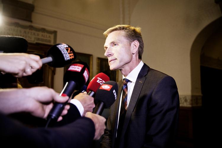 Mindretalsregering. »Det mest realistiske er, at der bliver dannet en Venstre-mindretalsregering«, sagde DF-formand Kristian Thulesen Dahl, inden han gik ind til aftenens forhandlinger. 