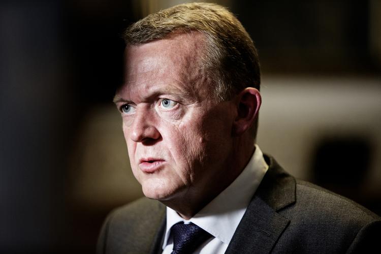 Usikker. En så spinkel regering, som Lars Løkke Rasmussen vil danne, kan være truet, vurderer analytikerne. 