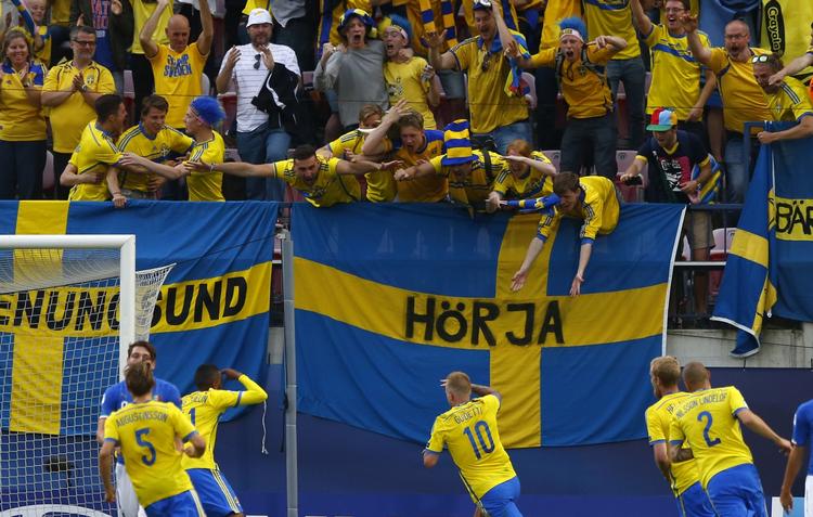 Semifinale. Svenskernes U21-landshold er videre til semifinalen mod Danmark efter at have kæmpet mod Italien i gruppespillet. 