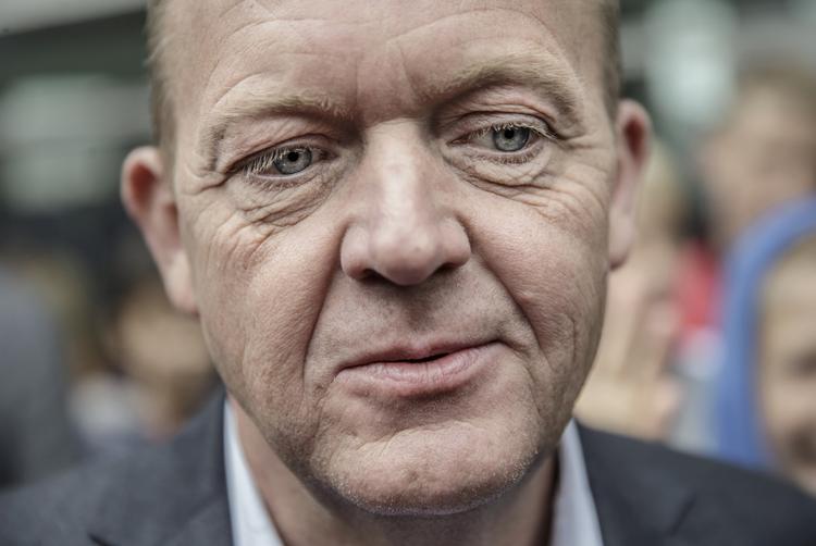Grundlag. Lars Løkke Rasmussen præsenterer sin regering søndag kl. 10. 