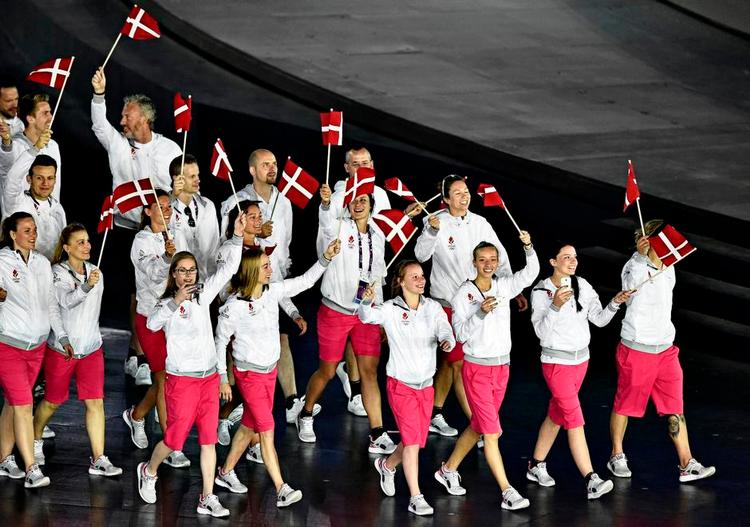 succes. Det danske hold ses under indmarchen ved åbningen af legene i Baku. 