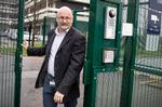 Åben dør. Cyberchef Kim Aarenstrup inviterer hackermiljøet over på den rigtige side af loven. 