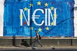 krise. Et vægmaleri i Athen siger på tysk 'Nein' til folkeafstemningen, der handler om redningsplanen for græsk økonomi. 
