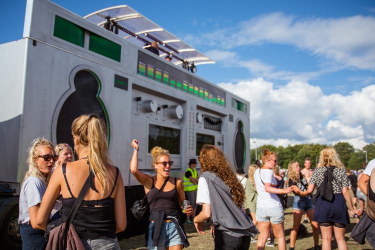 Campingfest. Igen i år sparkes dansen i gang af 'The Ghettoblaster'. 
