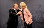Danmarks nye statsminister hedder Lars Løkke Rasmussen (V), og i dag overtog han Statsministeriet fra Helle Thorning-Schmidt (S). 