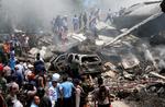 Flystyrt. Et indonesisk fly er styrtet ned i Medan. Mindst 30 meldes dræbt. 