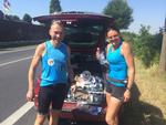 HEDETUR. Michael Jensen er lige kommet med på Annette Fredskovs løbetur til Paris. Der er cirka 500 kilometer til mål, og det er 35 grader varmt. 
