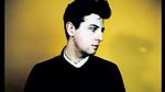Lydmagi. Med elegance og små rester af drømmepoppen fra sit band, The Xx, dykker Jamie Xx ned i den engelske klubmusiks historie på sit blændende debutalbum. Foto: Tom Beard (PR) 