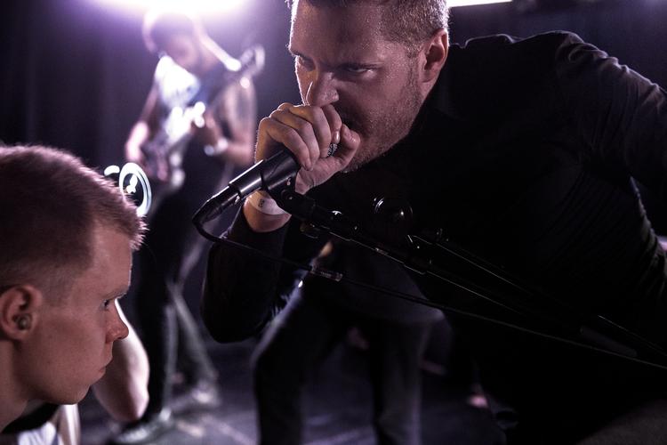 hidsigmis. George Clarke i skrigende topform i front for Deafheaven, da de gæstede Beta sidste sommer. 