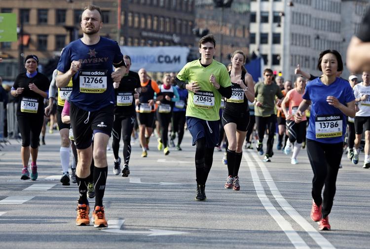 ROLIG. Skal du komme godt igennem Copenhagen Half, så gælder det om at skynde sig langsomt, siger tidligere landstræner Thomas Nolan. 