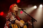 Country. Gretchen Peters mangler alle sine kvaliteter til trods et særligt fingeraftryk som performer. Men med sit knusende sikre band var niveauet højt og indrammede fornemt hendes store talent som sangskriver. 