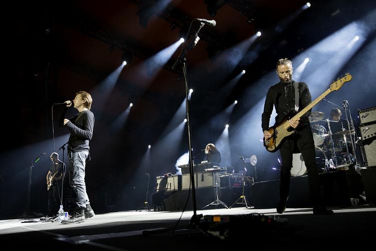 Statisk. Koncerten fejrede Mews fortid, klyngede sig til gruppens nutid og havde absolut intet at tilføje angående en eventuel fremtid. 