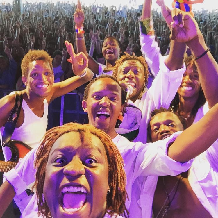 Selfie. Sarabi spillede på Pavilion i torsdags. I aften optræder de på Arena. 