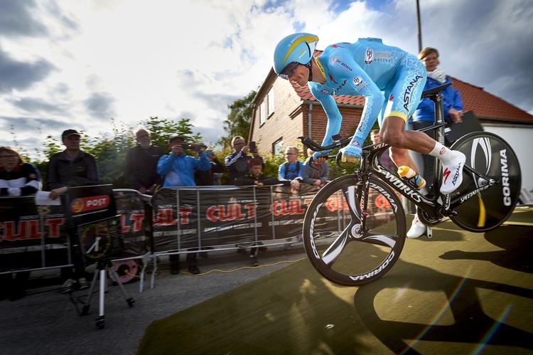 Konflikt. Jakob Fuglsang og Astana er kommet på kant med organisationen MPCC, fordi de lader Lars Boom starte i Tour de France trods en for lavt kortisolværdi. Foto: Claus Bonnerup/Polfoto 