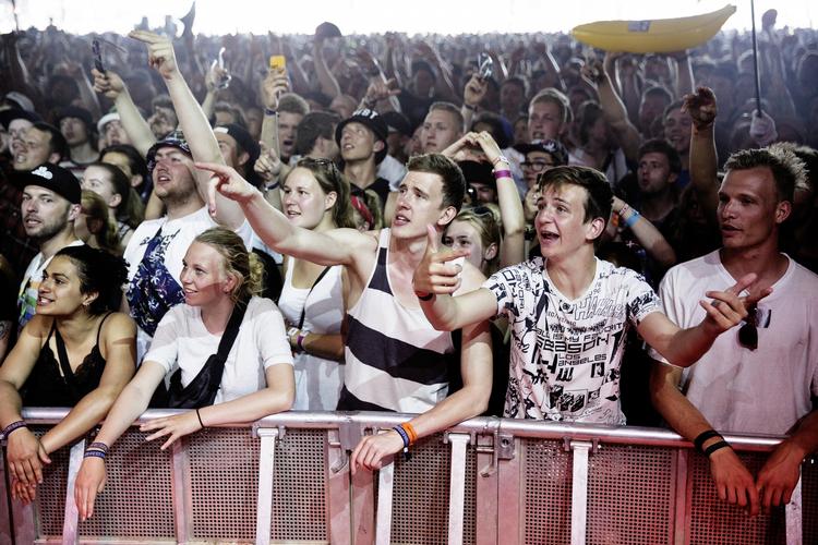 HURTIGT. »28 min. Er Joanna Gruesome den korteste Roskilde-koncert siden The Sex Pistols?«, spørger en Twitter-bruger. 