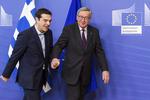 Exit. I februar ankom Alexis Tsipras hånd i hånd med Europa-kommissionsformanden, Jean-Claude Juncker til møde i Bruxelles. 
