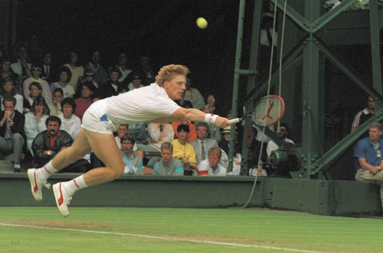 Jubilæum. Boris Becker vandt sensationelt Wimbledon for 30 år siden. I dag er der langt til tysk succes i turneringen. Billedet her er fra 1987. 