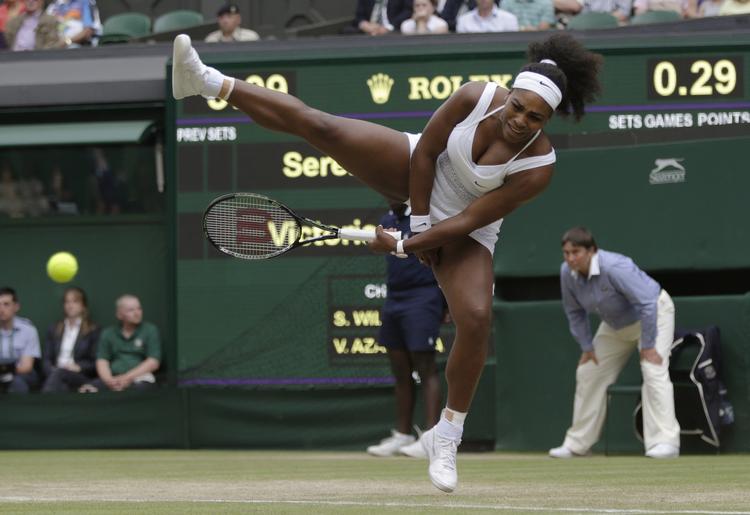 SEMIFINALIST. Efter tre grandslam-titler i træk har Serena Williams i Wimbledon stadig chancen for (ligesom i 2002-2003) at vinde den fjerde på stribe. 