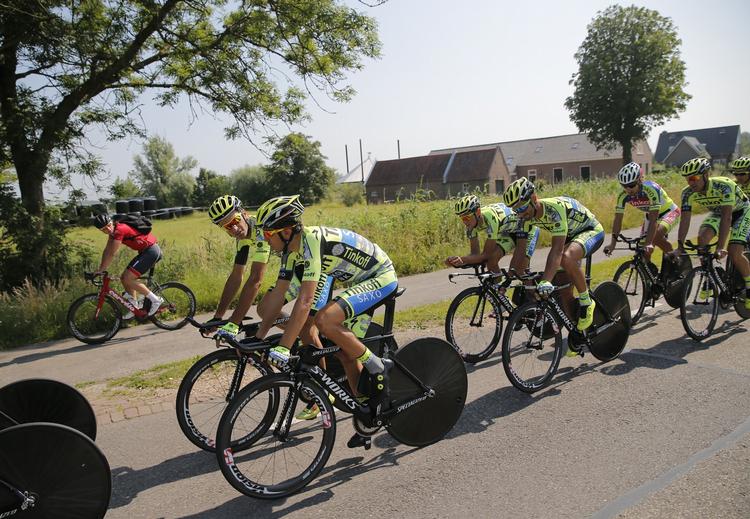 Fokus. Kun en mand kan tillade sig at have store personlige ambitioner på Tinkoff-holdet: Kaptajnen Contador. 