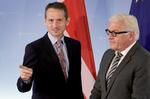 Ultimatum. Kristian Jensen vil se handling fra græsk side. Her i samråd med Tysklands udenrigsminister Frank-Walter Steinmeier i Berlin, 30. juni. 