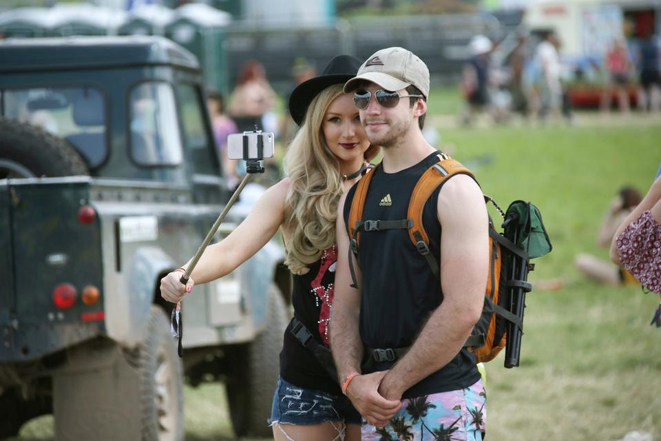 ENGLAND. Glastonbury Festival. Vi var der. Det kan selfien bevidne. 