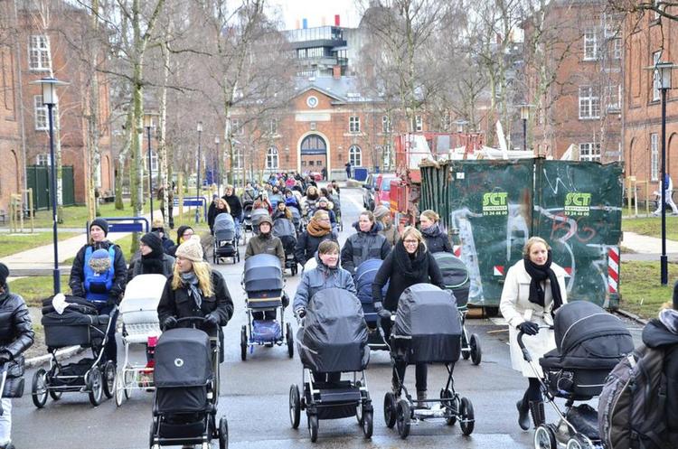 Horder. Er byen gået helt af lave, spørger vores klummeskribent? 