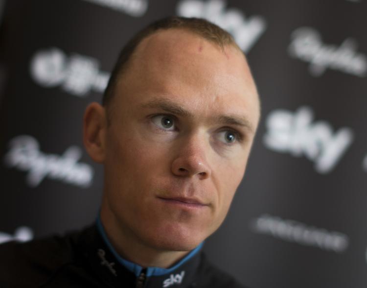 Førende. Chris Froome har en margin på 12 sekunder ned til Tejay Van Garderen fra BMC-holdet. 