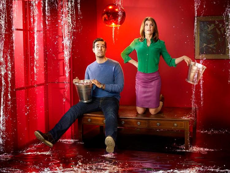 Familie. Rob Delaney som Rob (tv) og Sharon Horgan som Sharon i 'Da Sharon mødte Rob'. 