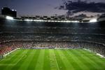 Sammenligning. Stefan Szymanski sammenligner færøske Havnar Bóltfelag og spanske Real Madrid (på billedet). De er hovedstadsklubber og har vundet deres nationale mesterskaber mange gange. Stadionerne er dog ikke helt sammenlignelige. 