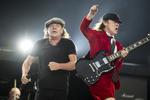 bRAND. Hvorfor skulle AC/DC stille op til en festival, når de kan lave deres egen, spørger Jens Jam Rasmussen, musikjournalist og forfatter. 