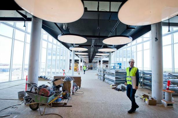 FORANDRING. Om ca. et halvt år vil området her myldre med forventningsfulde rejsende. 