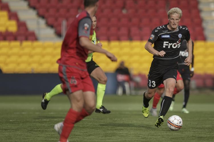 Superliga. Sønderjyske Thomas Dalgaard scorede to gange i kampen mid FCN. 