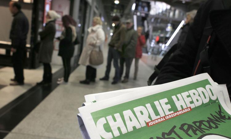 Slut. Charlie Hebdos redaktør og udgiver, Laurent Sourisseau, fortæller til det tyske nyhedsmagsin Stern, at det franske satiremagasin ikke længere vil tegne profeten Muhammed. 